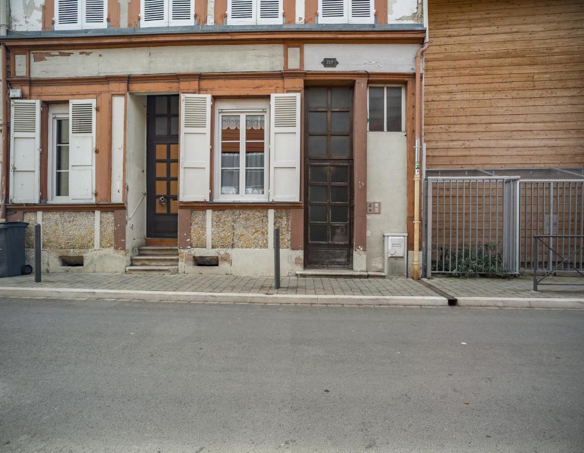 Studio Du Palais - Terrasse- Hypercentre Leilighet Troyes Eksteriør bilde